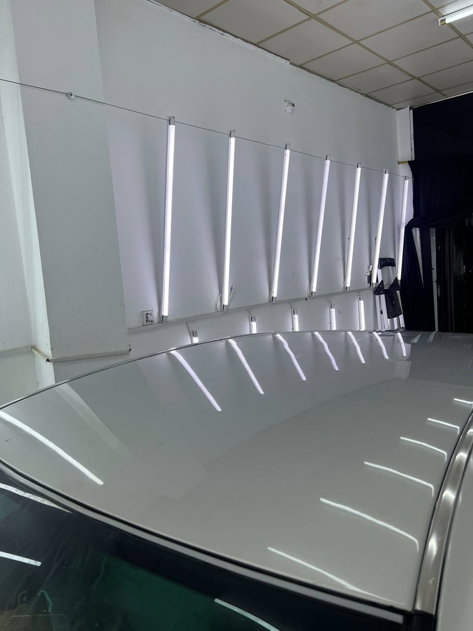 .
ماشااللە لە ماڵی هەموو لایەک
شاهینە 
موس موس موس
٢٠٠٥ 
بەحری
١٨٠ گێڕو مەکینە بچوک
ناوزەرد دوو دوگمە
یەک پارچەی ئەوروپایە سۆنەرەکەیم داناوە
تایەو ویلی تازەیە یەک مانگە بۆی بەستراوە سفرە
ڕۆنی گێڕو مەکینەی تازە گۆڕاوە
سەقفی زۆر جوانە
سەر دەشبووڵی زۆر جوانە
١٣٦ هەزاری حەقیقی ڕۆشتووە
سەیارەکە ماڵانە هی دەس مەعرەز چی نیە
کامل کامل مەسرەف کراوە تێر مەسرەفە
سعری ٦٠ گەڵاو مەجالێکی برایانە
ژ.م

0776 699 44 09
شوێن هەڵەبجەی تازە(شارەزور)
مشتەری نیت سەری خۆمو خۆشت مەیەشێنە
