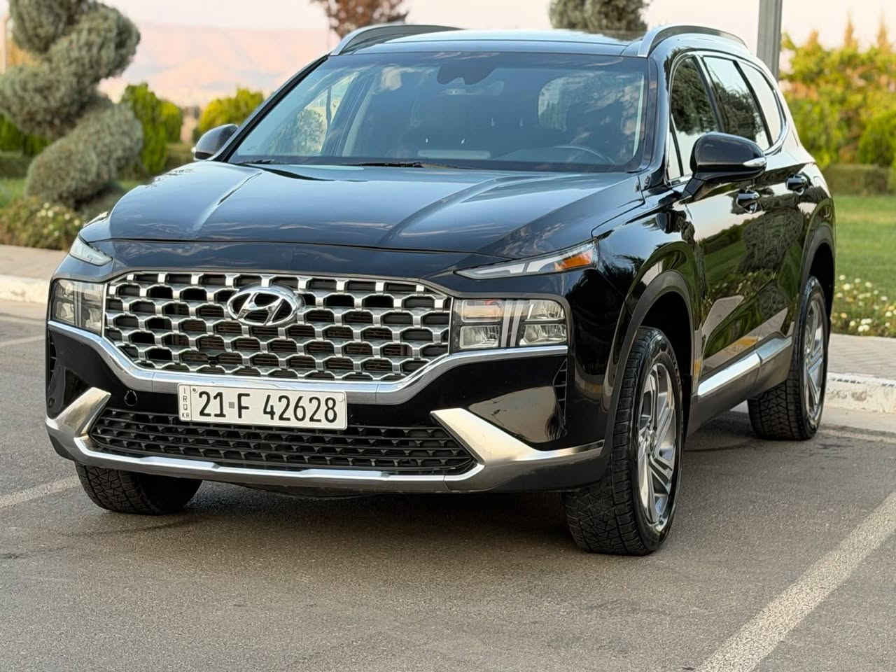 هيونداي سنتافي وارد أمريكي ٢٠٢٢
ضرر بس بونيد بدون دواخل بدون ايرباك 
محرك ٢.٥ ج دي اي ماشية ٩٥الف ميل 
گيرمحرك ممفتوح ب شرط فحص صور سونار مرفقة ب المنشور
 العنوان السليمانية معرض باران 
سعر١٨٨بي مجال
***********
*********** السليمانية, العراق
