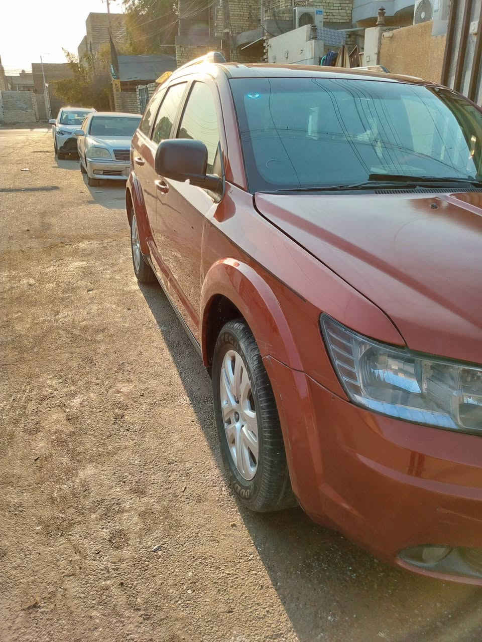 دوج جورني ٢٠١٤ رقم بغداد بأسمي محرك أربعة سلندر محرك ٢٤٠٠ مصبوغة احزام محرك كير مكفول مكان بغداد السعر ١٠٣ $ وبيها مجال بسيط هاتف ***********
