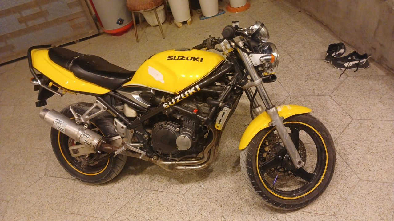 دراجه ساسوكسي بانده كرستال 250
دراجه مكفوله كفاله عامه 
وراقه كامله منفيس 
مناقصه شي محركه فول شلعه معدل 
بانزين فقط محسن ادير 
تخم تايرات بدل قبل شهر 
راديتر مشيش منضف مي ازرق فقط ادير 
شعندك مراوس نزل . سعر دراجه مليون 500
*********** بغداد
