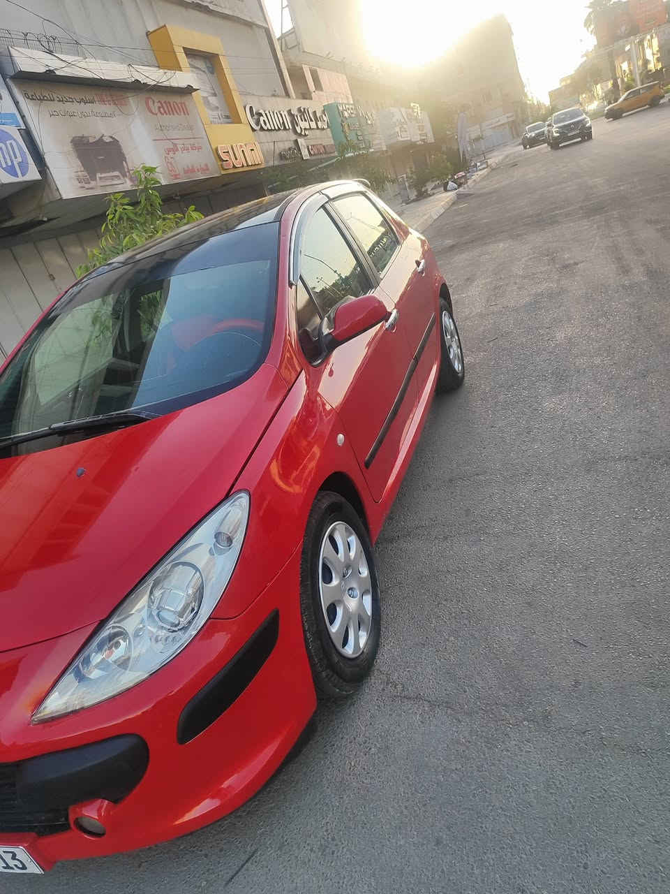 سلام عليكم للبيع بيجو307موديل  2006 كير مكينه صدر امامي خلفي تخم تأيرجديد تبريد ثلج مكفولات مكفوله من الحادث بيها مكانات صبغ  مكفوله من الحادث وين ميعجبك توديه وديها افحصها رقم سنويه جدد رقم بغداد العنوان بغداد الكراده السعر 58 اوبيها مجال ***********
