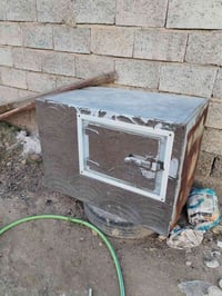 البيع ثلاجه طول متر وعرض ٧٥ ٠٧٧٠٠٣٨٦٢٠٠