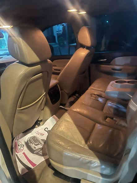 ادوات ..ادوات 
ياالله .تاهو بتره .موديل 2008 ..فوول مواصفات لون صدفي مغلفه اسود طافي ضمان سنه..ادوات ..ادوات .. .دخول جديد ..امارتيه السياره ..جديده بمعنى الكلمه .مابيها نقص اي شي .كير محرك بلكارتون ..كفاله ..من الكص ..والضربه .. والسرقه .. والفتح ..والعشائر ..مكان بغداد السعر 95  بيها مجال قليل *********** بدون مراوس بيع نقد
