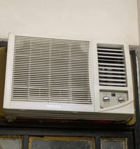 مكيف للبيع شغال 100‎%‎ متوفر 3 قطع نفس النظاقه مابي اي عطل سبب البيع ا...