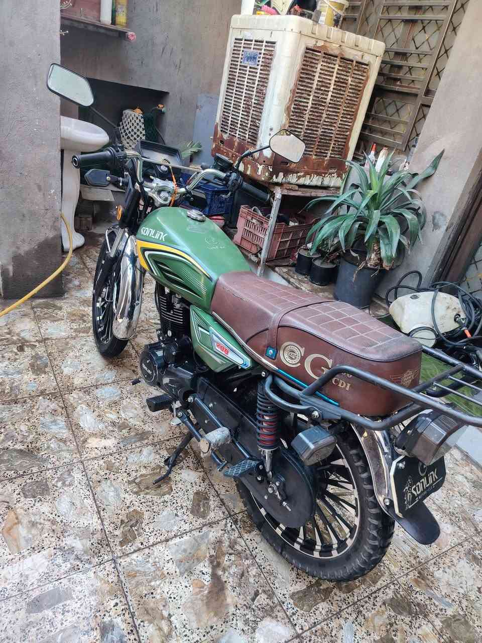 سونلك ايراني للبيع
موديل 2025
مكينه200
برغي ما مفتوح بيه
نضافه 90 /100
سعر. 650
بغداد الشعب
***********
ملاحضه دشبول عاطل
