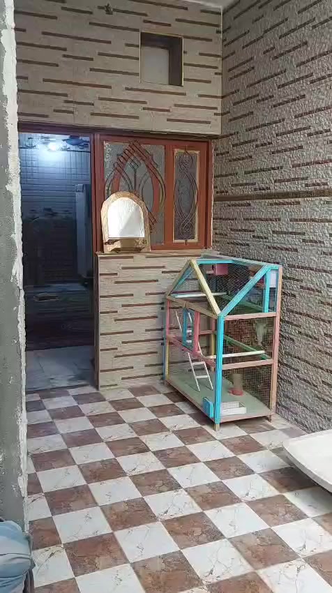 مكلف بالنشر دار للبيع بناء حديث طابقين بيت وشقه الطابق الاول غرفتين نوم وصاله ومطبخ واستقبال اما الشقه غرفتين نوم وصاله ومطبخ واستقبال الشقه لم يسكنه احد المساحه ١٥٠م ٧.٥في ٢٠ العنوان ناصريه مركز قرب مدرسه العراق الابتدائيه السعر ٢٩٠ قابل للتفاوض ***********
