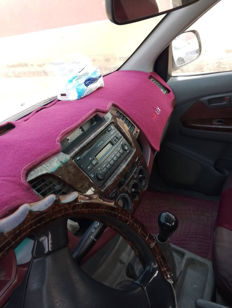 السلام عليكم
تيوتا هايلوكس 2010 رقم مثنى  كير عادي 

تخم تاير جديد محرك لا ينقص ولا يبخر 

تبريد ثلج 🥶 باسمي تحويل مباشر 

سنويه مجدده 

بيع او مراوسً حسب القناعه 
السعر :140

المكان : ديوانية/ الحمزة الشرقي 

للاستفسار 

***********
