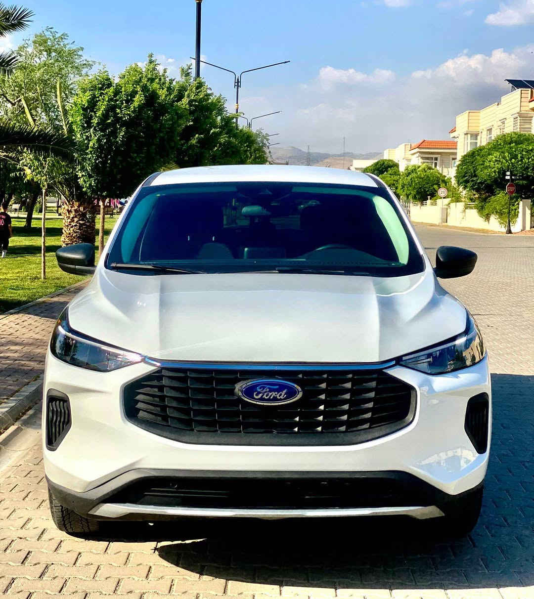 Ford Escape 2025
Active Awd
فۆرد ئیسکەیپ 2025 
ئەکتیف دەبڵ ئەکسل
9 هەزار میل ڕۆشتووە
نیو بۆنیدی بۆیاخە بێ ناوگرتن بێ ئێرباگ
مواسەفاتی شەغال بەسمە کامێرا
راداری دواوە لاتەنیشتەکان راداری خەتی جادە تەحدید خێرایی شاشە auto hold auto brake ٤ مۆدی لێخوڕین دەبڵ ئەکسل شاشە ئەلکترۆنی درگا بەسمە مواسەفاتی تری زۆرە…
گێر مەکینە کارەبایی بەشەرت 
ژمارە کاتی ٩٠ رۆژی لەگەڵە بۆ ڕەقەمکردن
شوێن سلێمانی
بۆ زانیاری زیاتر 
*********** السليمانية, العراق
