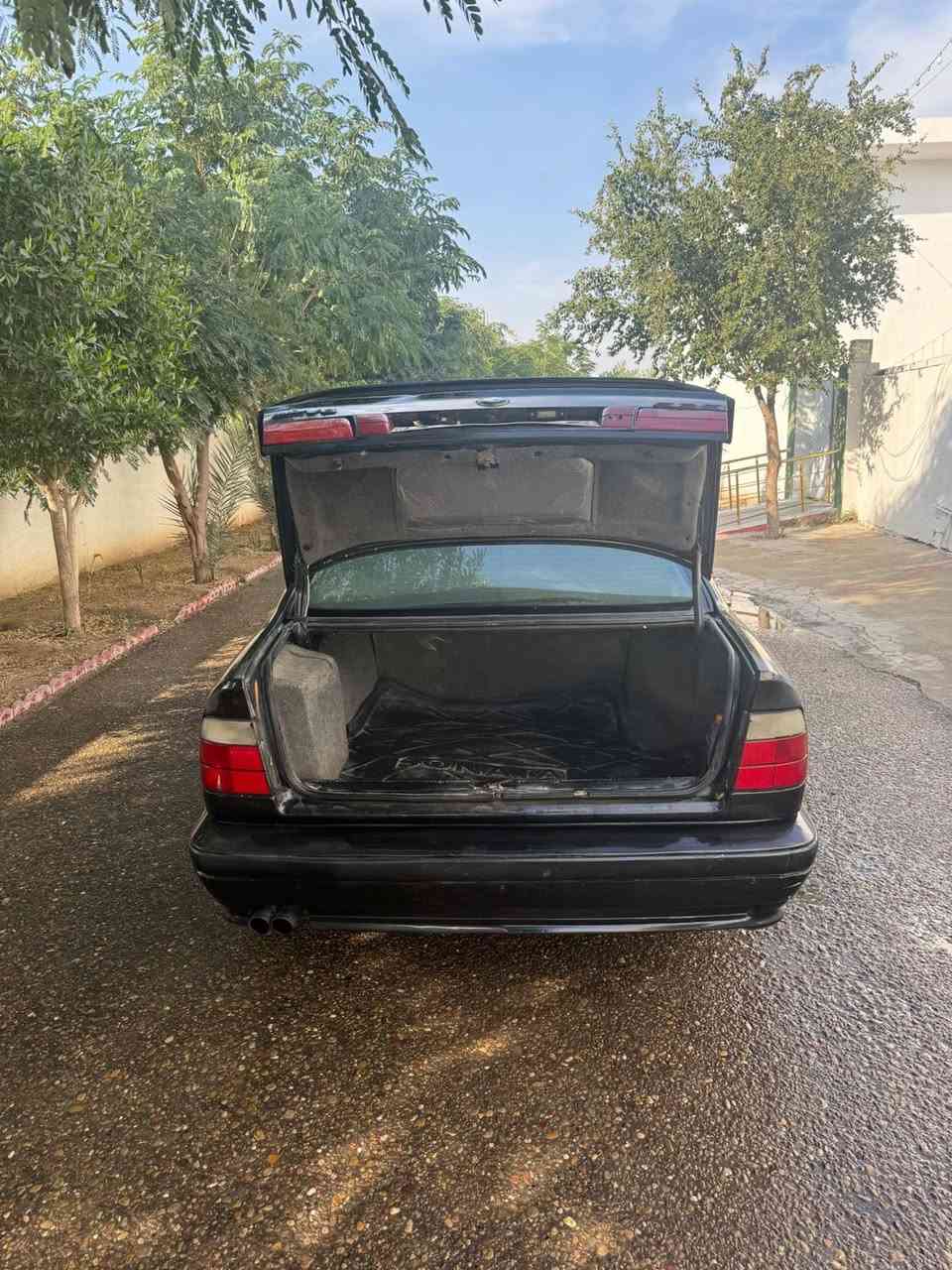 سلام عليكم للبيع🌘🤎

525!  1993

مكينة وكير شرط الفحص كفاله

تخم تاير تخم ويل جديد +باتري جديد

فتحة سف طگتين  /جام4كهرباء 

بجم عريض+بجم دخاني  لايت زنون 

رقم نينوئ انكليزي تحويل بشرط 

صدر امامي خلفي جديد

غرفة اسود وصاج ملكي لا كسر ولا فطر جديده 

كهربائيات من دعاميه لدعاميه شغال 

 شرط تراي

عارضها 💰58بيها مجاال 

مكاني تكريت :***********/***********
