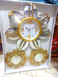 ساعات جدارية • اشكال حلوة • توصيل