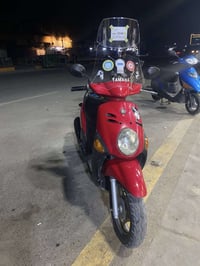 دراجه فله مصار الها هوايه من نازله من الرمبه دراجه نضيفه اي نقص ما بيه...