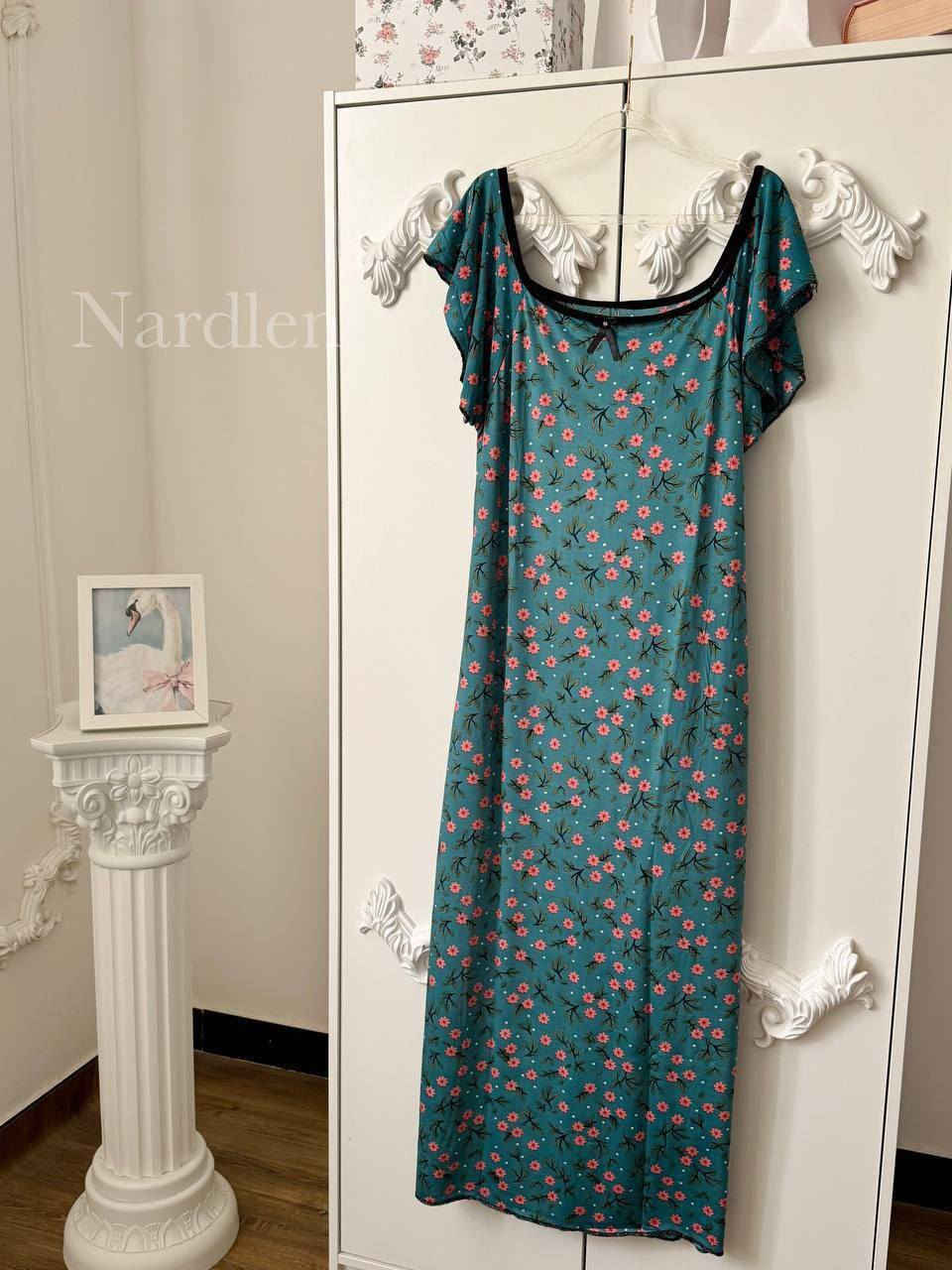 مرحبا متوفره هذي الدشداشة
بيع مفرد او جملة
الخامه زبده باااردد والشكل ضبط نفس الصورررة
شرط الفحص وإمكانية ارجاع وي المندوب


**إذا كنت صاحب هذا الإعلان وتريد حذفه لأي سبب، رجاءا أرسل رسالة إلى الدعم الفني**