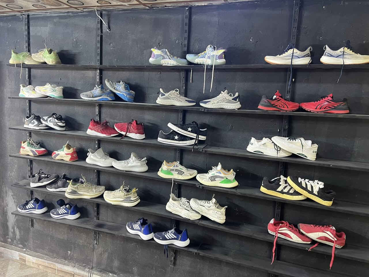 السلام عليكم عندي بضاعة شلعة كاملة بالة وجديد


**إذا كنت صاحب هذا الإعلان وتريد حذفه لأي سبب، رجاءا أرسل رسالة إلى الدعم الفني**