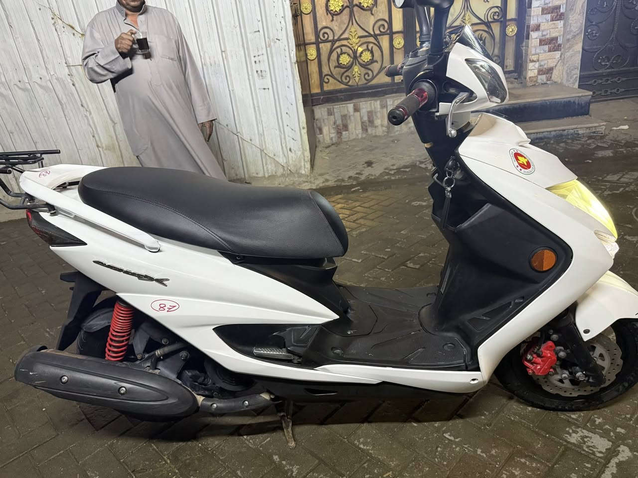 دراجة سكنس لد ياباني كهربائيات كلها شغالة استان حساس
العنوان مدينة الصدر شارع الفلاح قطاع ١٩ مقابيل مختبرات النخبة 
للاستفسار ***********
