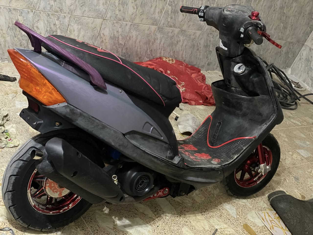 سلام عليكم 🫡 عمي دراجه ماكس عدله للبيع مزوده من كلشي بوشه 55كفره لونين مكينه ناعمه كلش دبلات خلفي امامي مزود كلجات تزويد شلعه معدل نضافه انضف من صوره وذا مراوس بنامه حربي عادي سعر خاص ***********
