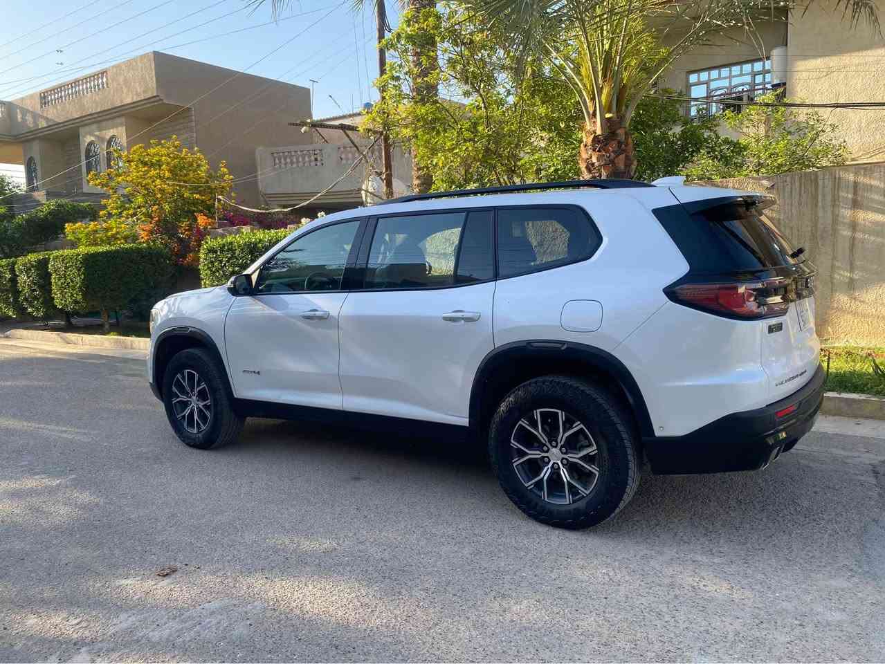 سلام عليكم

الى عشاق الفخامه واصحاب الذوق الرفيع

جمسي اكاديا AT4.   2024

GMC ACADIA AT4

7 راكب سياحي كشن منفصل 

كاميرات 360 درجة

ماشيه ١٧ الف

شفتات سترين 

حساس جسور وانفاق 

رادارات امامية وخلفية وجانبية 

توقف ذاتي 

 حساس نوم قياد

تشغيل عن بعد 

حساس اطارات 

شاشة كبيرة

كير 8 نمر 

وضعيات قيادة نورمال /سبورت/اوف رود

دفع رباعي 

محرك4 سلندر 2500 تيربو 

328 حصان و442 نيوتن عزم وعزل راقي

تسارع راقي ما يعادل مكينة 3600 

شاشة داتا شو 

شحن لاسلكي

جنطة كهرباء شفط

كشنات جلد

حرة بإسمي بغداد شرط تحويل ثاني يوم

حادث فقط دعاميه اماميه تبديل وشويه بارد بالجاملغ 

رقم التليفون *********** بغداد, العراق
