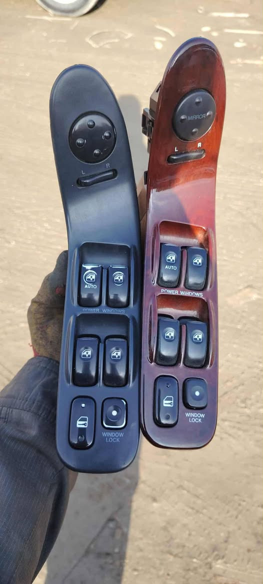 السلام عليكم توفرت يم جاسم محمد   حاوية جديد اليوم وصلت من كوريا سوناتة تو سوناتة ون سوناتة ثري كيا سيفيا مع خدمة التوصيل الك الفحص والضمان يم محلات حسام كولف الفلوجة الحي الصناعي للاستفسار الاتصال على الارقام ***********
***********
‏‪***********‬‏
