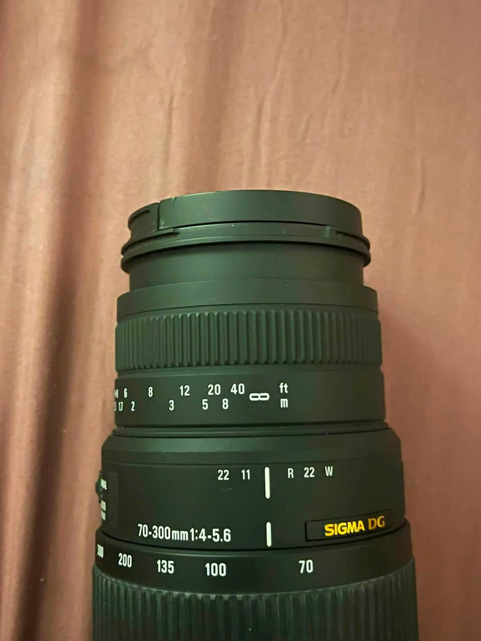 للبيع عدسة Sigma 70-300mm f/4-5.6 DG Macro (nikon  Mount) 📸
* مناسبة لكاميرات نيكون  DSLR
* زوم 70-300mm
* فتحة عدسة f/4-5.6
* Macro
* بحالة جيدة وشغالة بصورة ممتازة

للاستفسار مراسلة خاص.


**إذا كنت صاحب هذا الإعلان وتريد حذفه لأي سبب، رجاءا أرسل رسالة إلى الدعم الفني**