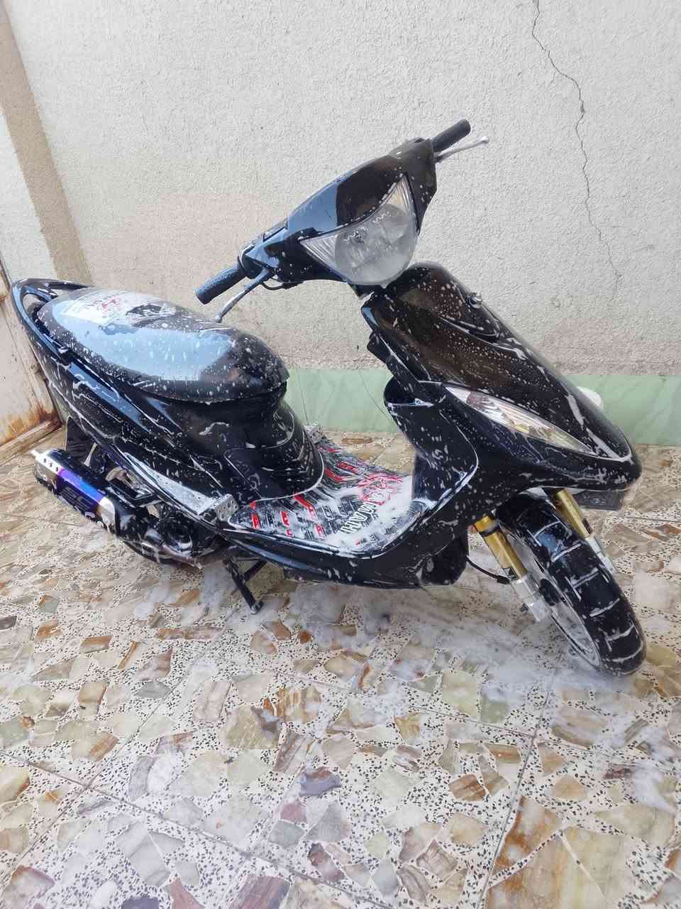 السلام عليكم ماكس عدله للبيع بوشه 49ابلادي ما مفتوحه كهربايات كله شغاله تشتغل سلف وهندر محرك ناعم بيه ويل كب شلعه ومعدل اتخبل اوراق بسمي السعر 850 رقمي ***********
