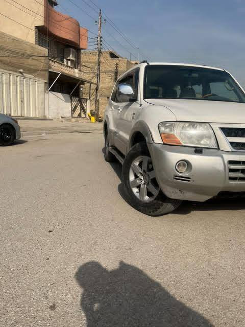 سلام عليكم باجيرو مديل 2006 بدون حادث او طخة بيه طبغ بالداير مال باب فقط السيارة تدفئة تبريد كله شغل كهربائيات شغالة السيارة جاهزة لا تبخخير لا تنقيص حدادة وصدر جديد كير جديد تخخم تاير ما بيه أي نقص مابيه السيارة
السعر93
مكاني بغداد شارع فلسطين 
اللاستفسار ***********
