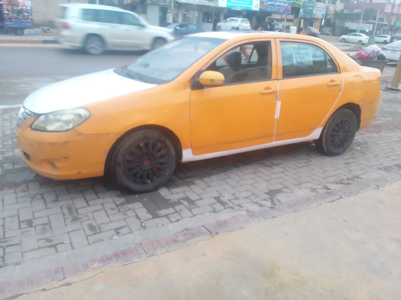 سلام عليكم بيوايدي موديل 11 محرك وكير كورله بيكاشو عنوان دوره أبو دشير لسعر 35 وبيه مجال رقم بغداد مشروع وطني هاتف ***********
