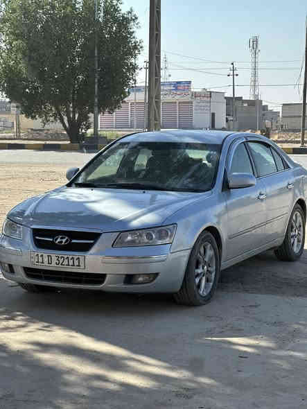 السلام عليكم  للبيع او مراوس فورتي اوبتيما سوناته مضلع 
سوناته2006 
سته 6 سلندر 
رقم دولي بسمي 
سياره حلوه وكاعده
ماناقصها اي شي 
ماعدى المكينه بيها  موكلش صافيه  
السياره مصبوغه حزام 
ماشيه 165000
تخم تاير جديد 
صدر جديد السياره 

السعر 88 ورقه وبيها مجال قيل 
رقم الهاتف *********** 
والي مايعجبه خالي يكرمنه بسكوته افضل وشكرآ
