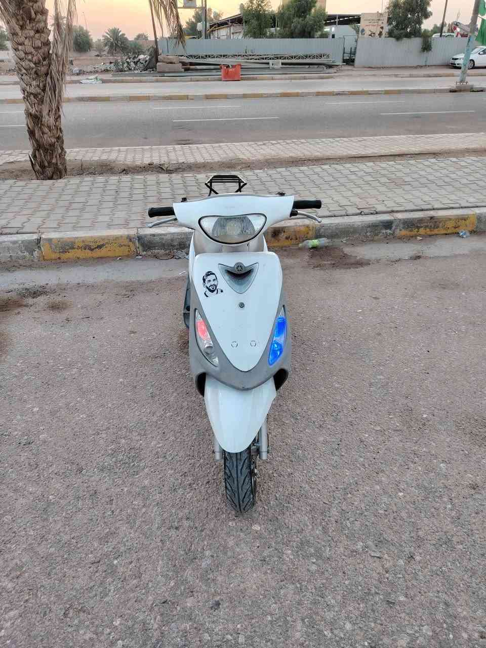 السلام عليكم ماكس منغولي للبيع  الدراجه كلش حلوه تجي وتفحص بعينك المواصفات فول الدراجه متعوب عليه مكينته خرسه العنوان نجف كوفه قرب ميثم التمار  السعر650 وبيها مجال رقم***********
