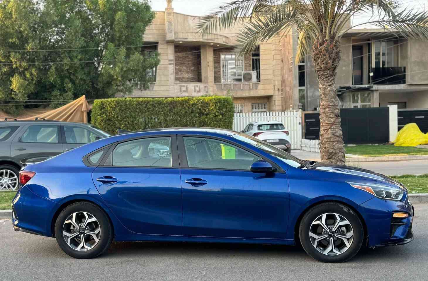 السلام عليكم فورتي 2019 بيه جاملغ وربع البنيد صبغ و بارد قليل بل جاملغ ثاني وتعديل بل شاصي كد اصبعين سياره جاهزه عله اخر حبايه تخم تاير جديد تبريد غرفه جديده شاشه كار بلي سياره كير At ماشيه 102 نصبته حلوه سياره رقم بابل مداور ثاني يوم بيع او مراوس حسب القناعه


**إذا كنت صاحب هذا الإعلان وتريد حذفه لأي سبب، رجاءا أرسل رسالة إلى الدعم الفني**