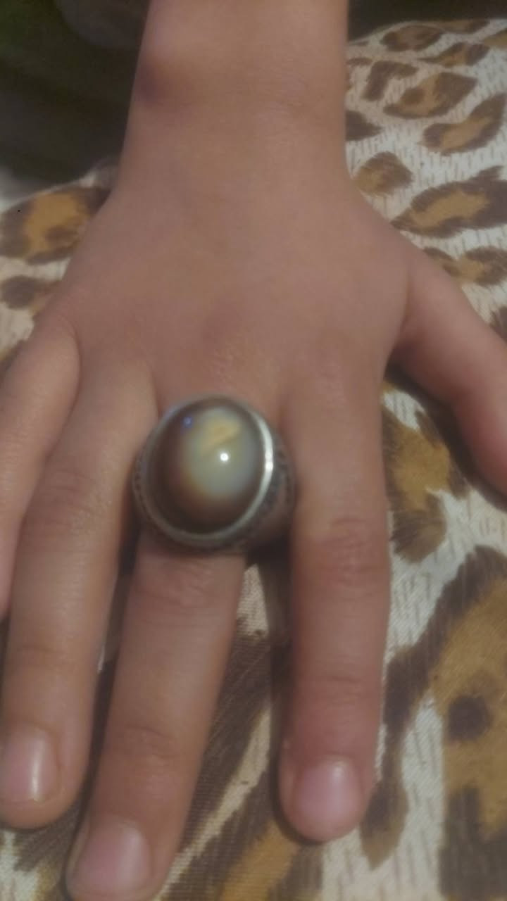 السلام عليكم محبس للبيع فضه خالص قديم متواجد على الخاص اللي يحب يراسلني


**إذا كنت صاحب هذا الإعلان وتريد حذفه لأي سبب، رجاءا أرسل رسالة إلى الدعم الفني**