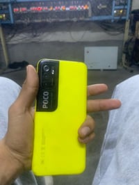 للمراوس ايفون ٨ بلاص ذاكره ٦٤ بطاريه ١٠٠ مبدله مبدله وجهاز بوكوm3pro5g...