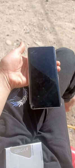 سلام عليكم اعندي تلفونات البيع شغلات كلشي ما بيهن السعر خاص ***********
