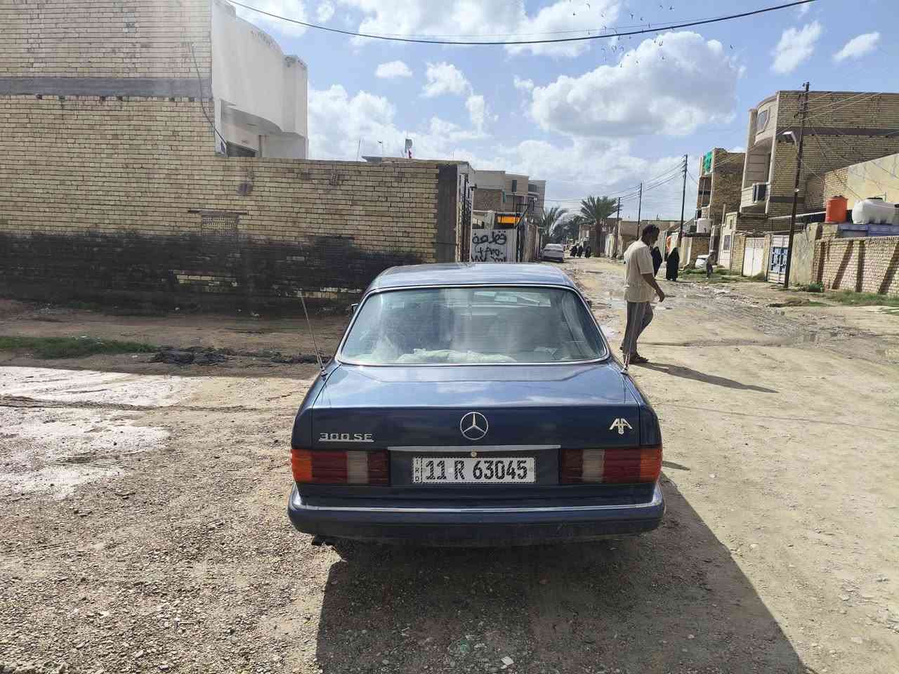 السلام عليكم مارسدس  موديل91 مكينه 300 بلاديه السياره جاهزه رقم بغداد باسمي سنويه وهزه جديده السعر 75 مكانها بغداد مكلف بالنشر رقم صاحبها للاتصال ‏‪0775 037 9405‬‏
