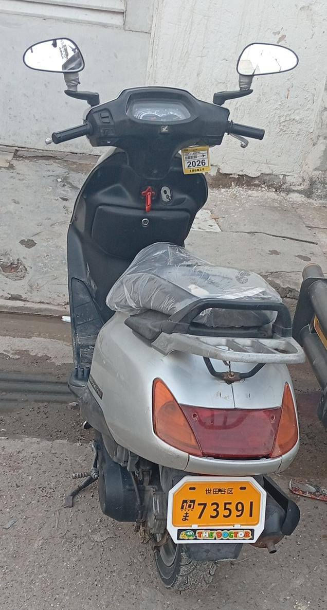 دراجه سبيسي سرعه 100 السعر 550 بها مجال نظيفه وعلى الفحص كابريتر تفصيخ وتقدر تفحصه اي مصلح اللي يريد يشتري العنوان المشتل الفضيليه اتصلوا علي على هذا الرقم ***********
