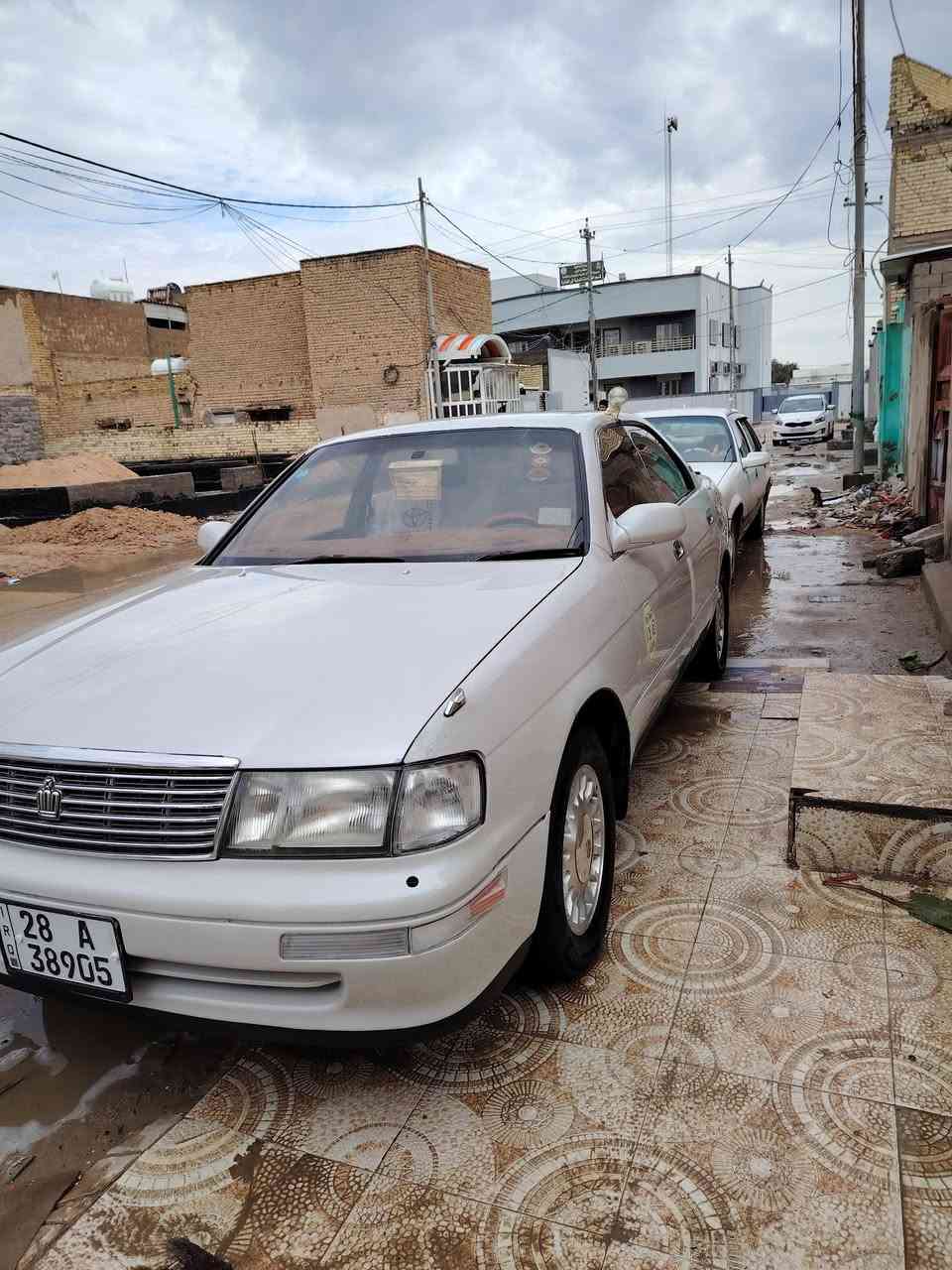 سلام عليكم بطه متصل للبيع سياره بسمي مكفوله من الضربه وگص ونقل جثه وصبغ العام بيه صبغ قطعتين أثر جراد رقمه نجف كير ومكينه مكفولات وي استفسار عل رقم ***********
