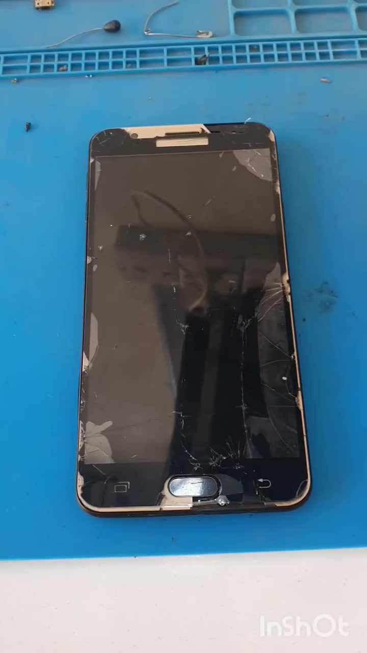 السلام عليكم زبائن مركز الثقة 😍
تم صيانة شاشة سامسونك j7 prim ✅
عنوان جسر ديالى القديم شارع ٧٠
الارقام : اتصال ***********
واتساب : ***********
