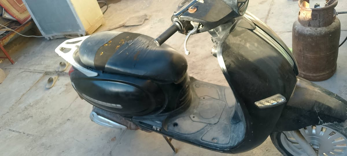 السلام عليكم دراجه ادرس بيه نواقص شويه الي يريده بخدمته مكان واسط قضاء الحي


**إذا كنت صاحب هذا الإعلان وتريد حذفه لأي سبب، رجاءا أرسل رسالة إلى الدعم الفني**