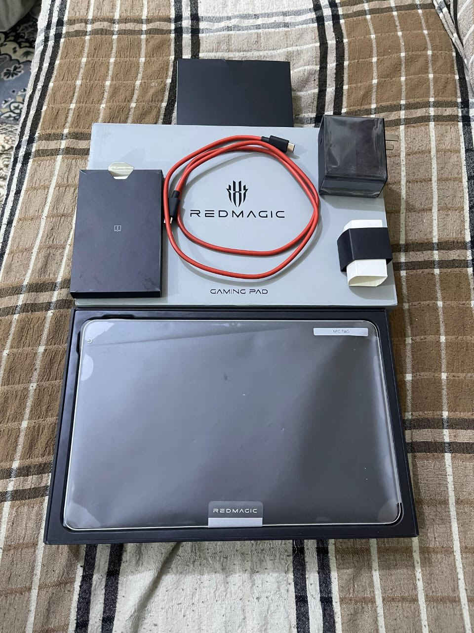 📌سلام عليكم ايباد ريد مجك نوفا الجبير💠
للبيع الجهاز صارله كم شهر من مستخدم نضافه فول 💠🔝

مواصفاته معروفه بس طخه بالشاصي بس 
زغيره وممبينه 💠

السعر : 750 وبيه مجال 💵

مكاني نجف كوفه حي نيسان 📍

 📞 ***********
