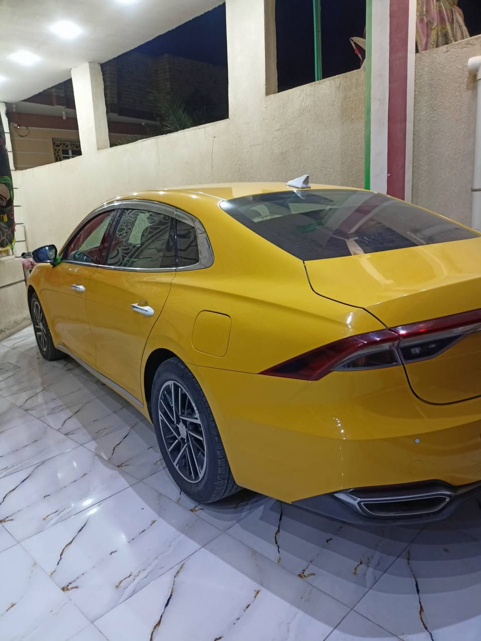 سلام عليكم ازيرا موديل 2023 كفاله عامه رقم بصره بسمي ماشيه 15 الف وارد كوري اصل غاز سياره بعدهي زيرو سياره امفوله امصفره هيئه وغرامات  سعر 215 وبيه مجال بسيط مكان البصره لاستفسار ***********
