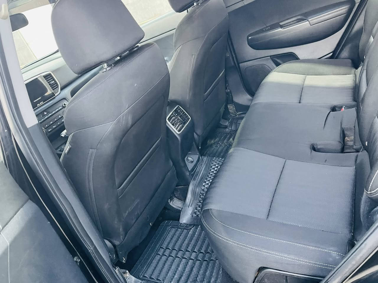 سلام عليكم للبيع كيا سبورتج يالله
موديل 2020 لوون اسود 
ضرر جاملغ وحافه البنيد 
رقم اربيل باسمي نص فول 
شاشه 
حساس 
فور ويل 
مود  درايف 
تحكم جهتين 
كير محرك مكفول 
العنوان بغداد البلديات 
السعر( 148) وبي مجال ‭***********
