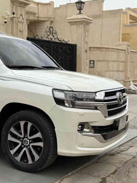 بيع او مراوس مع لاندكروز حديث

تويوتا لاندكروز 
(ساز)
موديل 2019 
ماشية 155 كيلو متر 
فول السيارة للأخير 
مواصفات ساز 
محرك 6v 
سعة المحرك 4000 سي سي

العنوان : بغداد المنصور ***********
