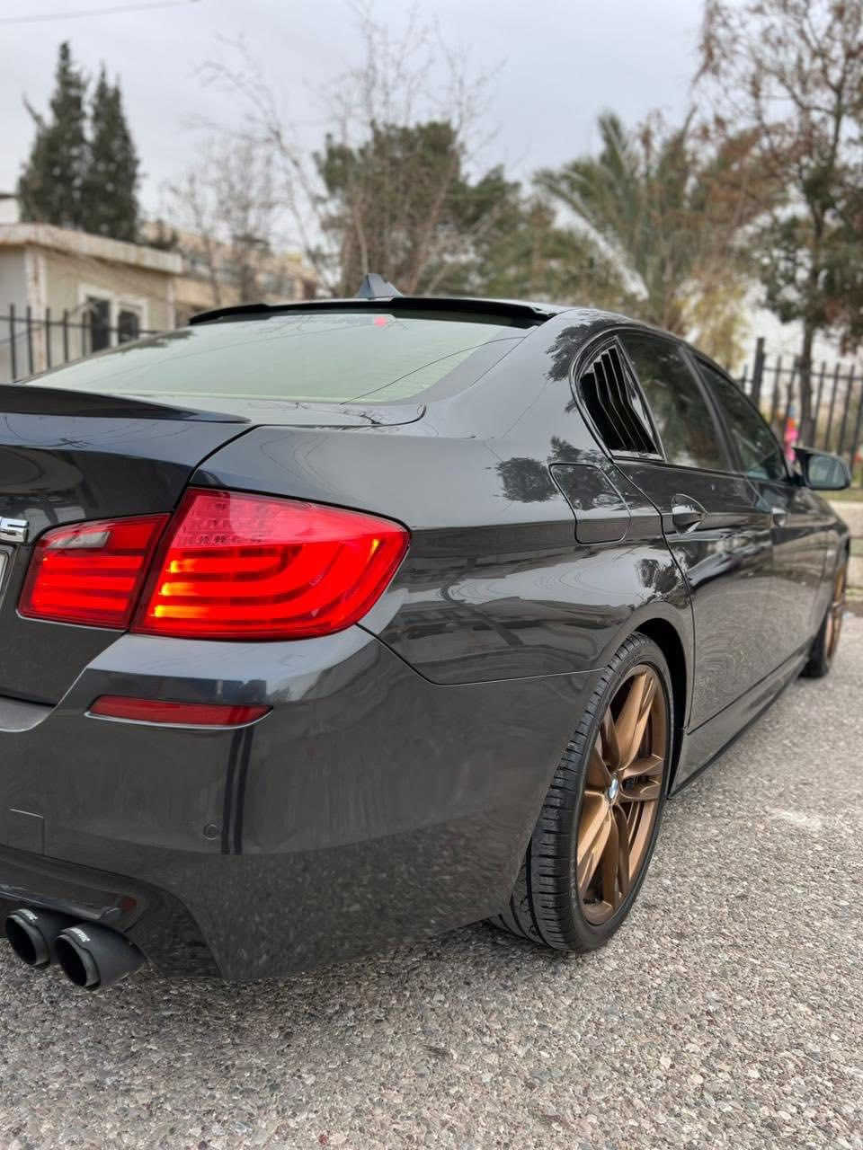 خلیجی سفر شرکە عروش 

مـــــــودیل / ۲۰۱۱ بنزین

حجم محرك / V6 _ 530  

نوزن قصیر مرغـــــــوب 

قبغ مال محرك مفتوح 

جیر و محرك كهرباییات بشرط 

ماشي / ( ۲۷۰ ) الف کم 

رقم اربیل سنویە سنە 2025 

مواصفات ، سلایت كبیر ، بریك بصمة و آوتو ، سترة بیلادي 

سيارة كامل محدث M 

صبغ فقط جاملغ آمامي و شبر بولنت

بدون دواخل ، بدون ایرباك

العنوان البصره القرنه

سعر     (160)

للاستفسار خاص***********
