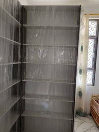 فاترينات جديدة • ٤ قطع • ٢٫٥م ارتفاع