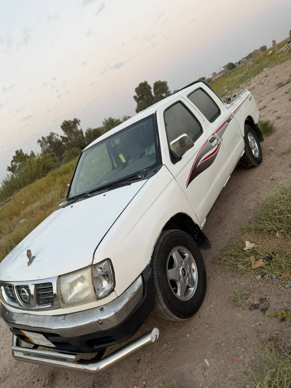 السلام عليكم سياره نيسان 2002 مكفوله كفاله كير مكينه شرط تبريد ثلج واكفه على اخر حبايه تخم تاير جديد ..مكلف بلنشر  للاتصال والاستفسار ***********
