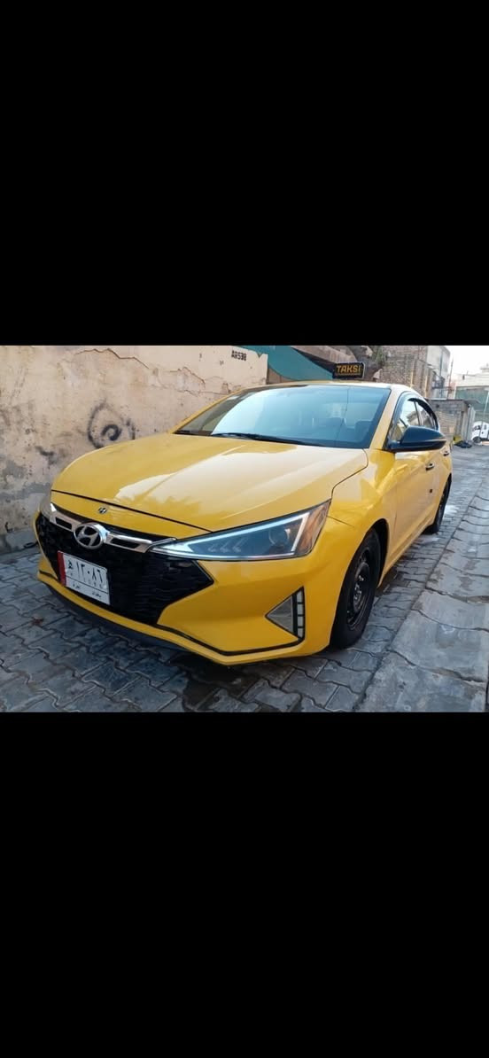 السلام عليكم 
النترا موديل 19 لمتد أعلى فئة 
فول ماعدى الفتحة 
رادار جانبي امامي خلفي
قيادة ذاتية 
كرسي كهرباء 
شحن واير ليست 
مكينه كير خير من الله إدامة كامله 
تبريد ثلج منظومة جديده 
باتري جديد زوج تايرات امامي جديد 
حادثه جاملغ وبونيد البونيد نفسه مصلح وتعمير بداية الشاصي اليسرى  
السعر128 وبيه مجال للشراي ***********
