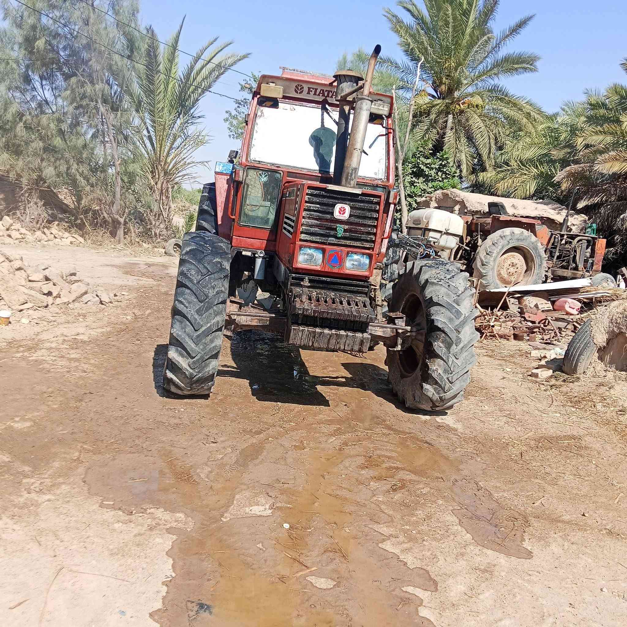 سلام عليكم البيع فيات حجم 140 كامل موصفات مرقم واسط مكينه جاهز 
سعره 44بيه مجال الشراي 
‪***********‬‏
