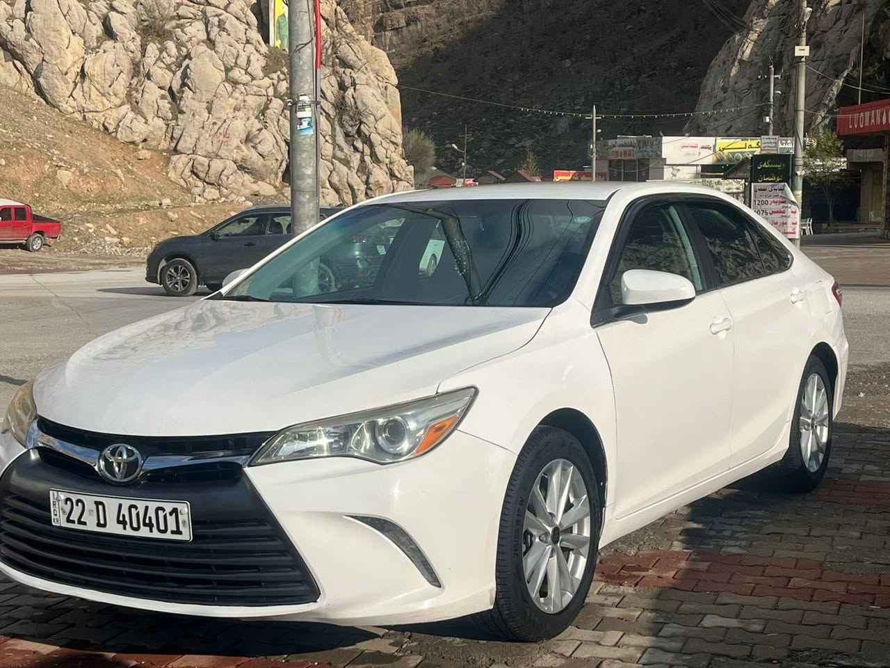 کامری2015، جوارپارجە سبوغ بێ لێدران نموونە لەجوانی ، سەنەوی و رقم نوێیە نرخی147ورقە و مەجالی زۆر کم 
***********
کامري2015، ٤قطعە صبغ بدون دواخل ، سنویە و رقم جدید سعر147ورقە ، عنوان اربیل_خلیفان
*********** سوران, أربيل
