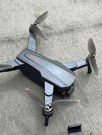 درون • كاميرا مزدوجة 4K • FPV واي فاي