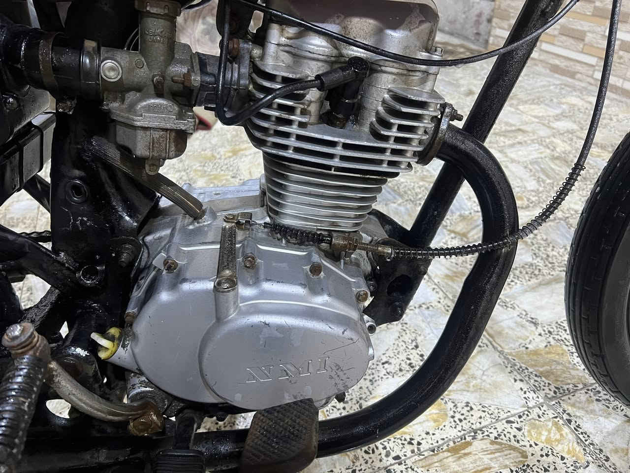 نامه شلامجه ادوات بلاد  دراجه حلوه  كلش مكينه مامفتوحه خرسه نهضه ومعدل فول نعومه مكفوله من كلشي  تانكي كشن تفصال جاهزه من كلشي سعره ٣٧٥ وبيها مجال  مكاني كزيزه رقمي ***********
