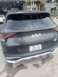 كيا سبورتاج وارد امريكي حادث بنيد اودعاميه اماميه هايبرد موديل 23 ماشي...