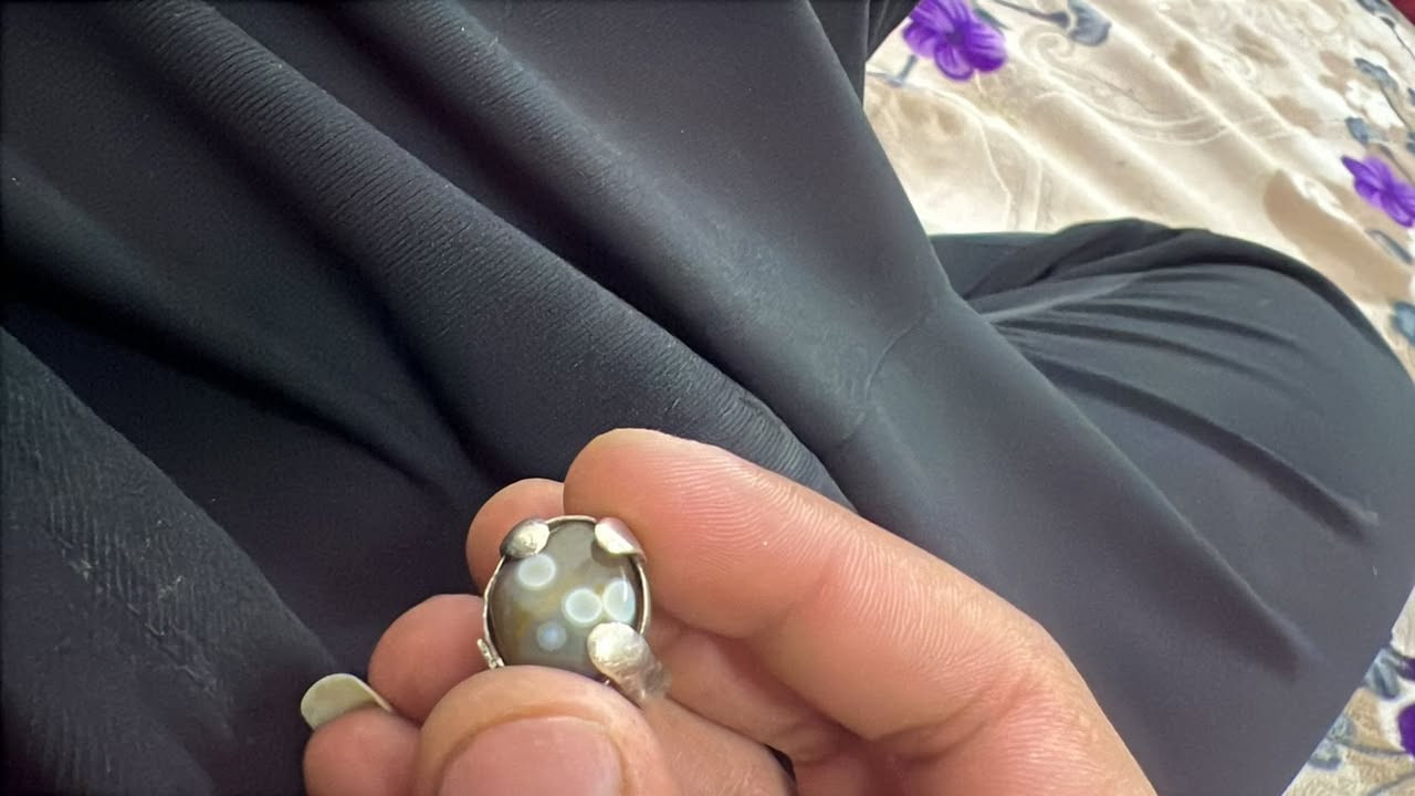 سلام عليكم محابس للبيع اليعجبك تفضلي خاص مكاني بصره ***********
